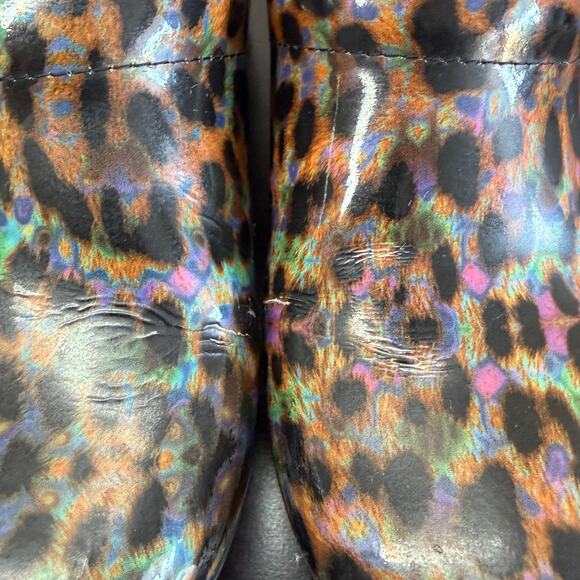 Dansko Slip On Clogs Sz 38 Petrol Patent Leopard Print Nurse Shoes Colorful Fun - Picture 7 of 10